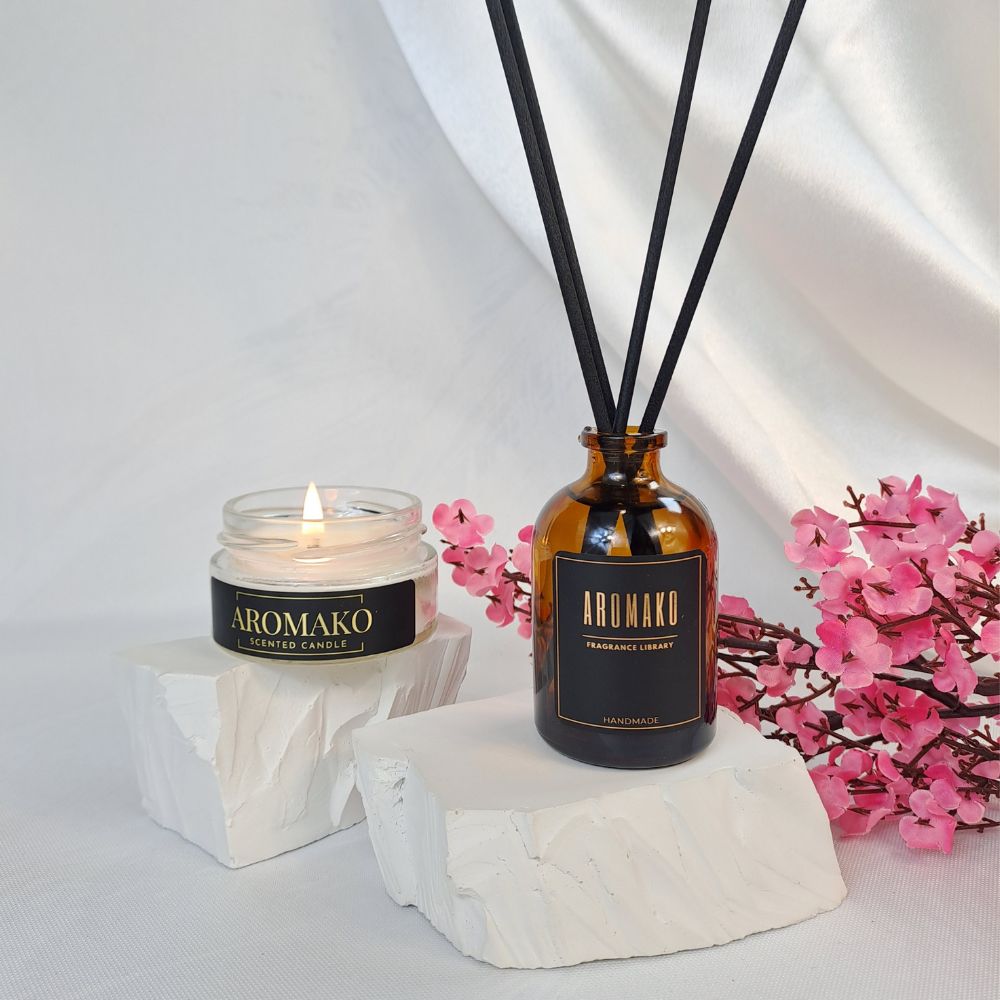 Подарочный набор AromaKo «Табак и ваниль + Пудра и шёлк», диффузор + свеча